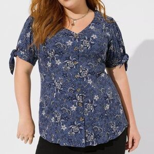 Torrid fit and flare rayon slub toe sleeve top
